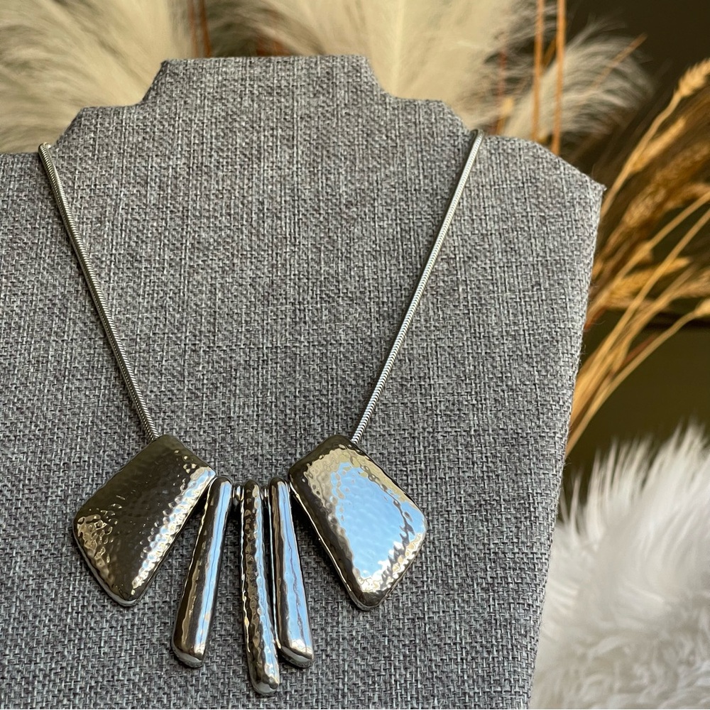 CHICO'S | Hammered Metal Pendant Snake Chain Silver Tone 17" + 4" Necklace
